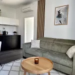 Apartment Cozy With Castle View *
